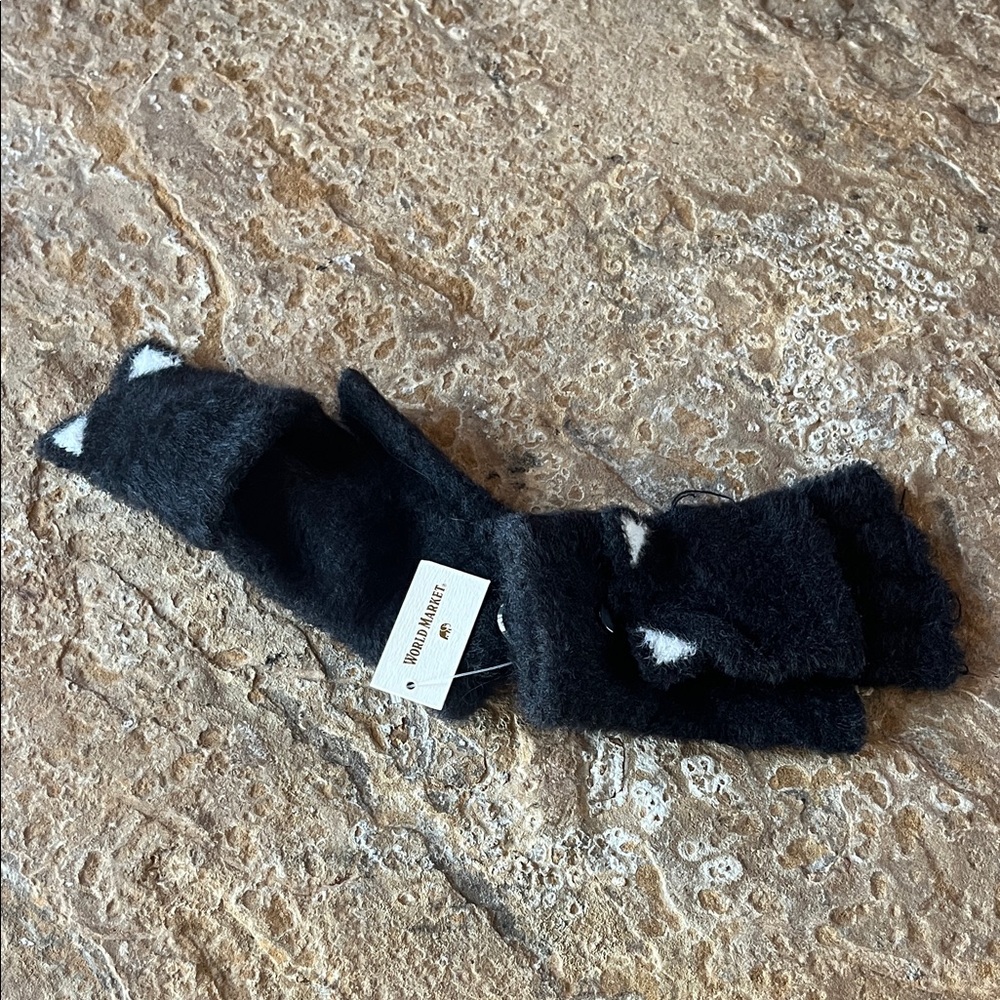 Black Fingerless Gloves with Cat Ears NWT. World Market